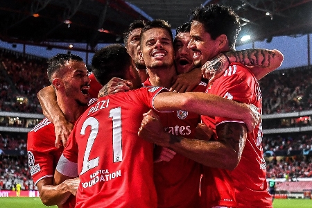 Benfica dostala osmifinále Ligy mistrů darem