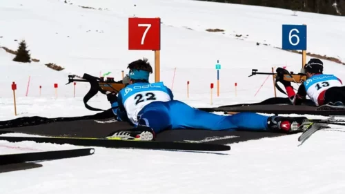 Biatlon na ZOH 2026: Kompletní program, nominace a favoriti na vítězství