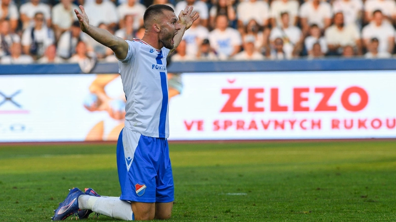 Kde sledovat Slovacko vs Banik Ostrava Chance liga zive zdarma