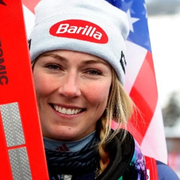 MS ve sjezdovém lyžování. Mikaela Shiffrin vyhlíží medaile