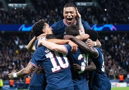 Paříž neočekávaně nedávno ztratila hned dvě utkání v Ligue 1