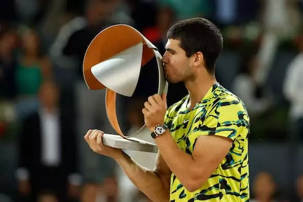 Alcaraz pro změnu na US Open jásal loni