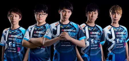 E-sporty. Worlds 2022, League of Legends. DetonatioN FocusMe vs LOUD