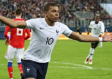 Kylian Mbappé je rozdílový hráč